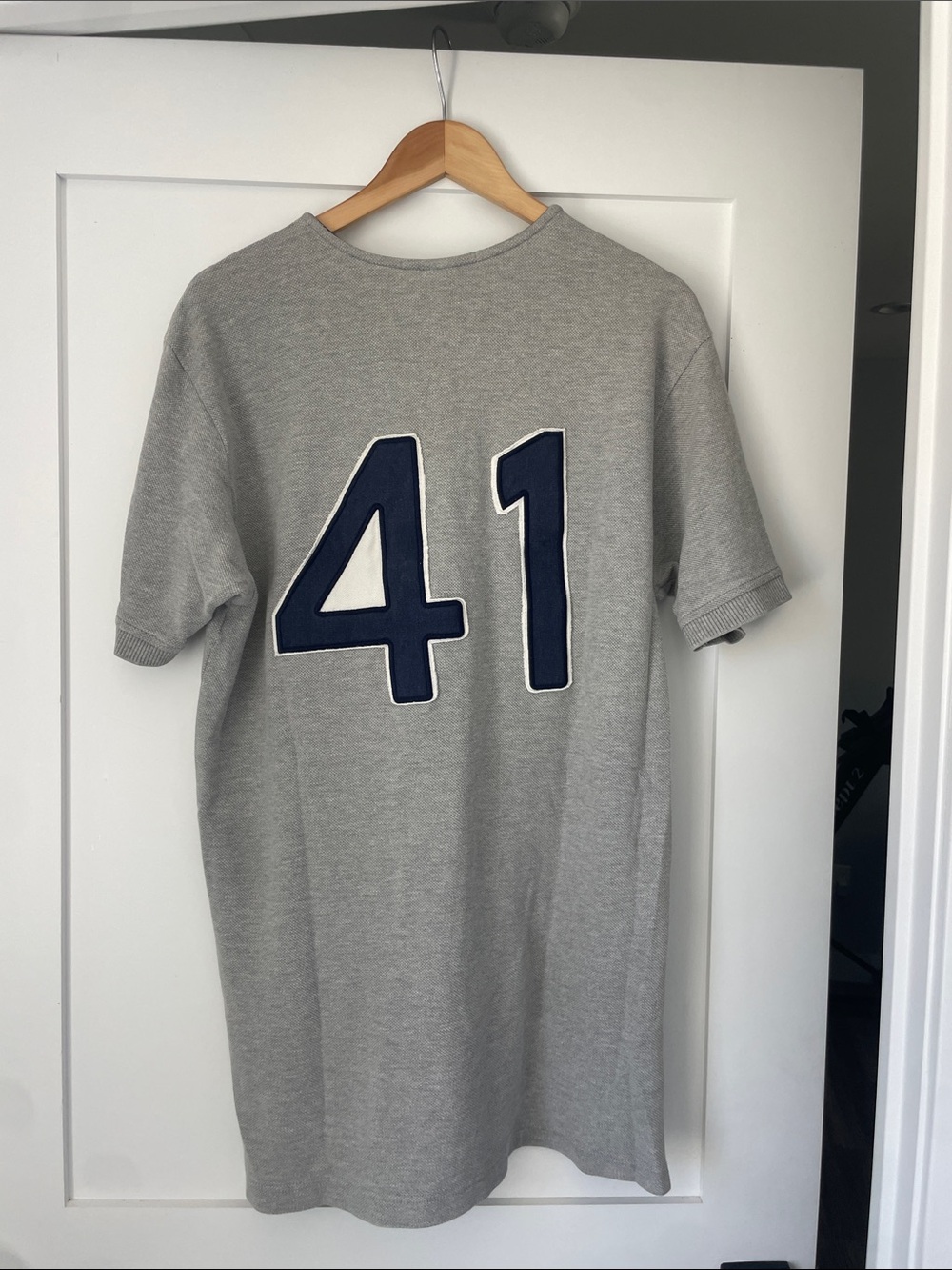 Polo by Ralph Lauren Men’s Grey Henley T-Shirt Baseball Shirt 41 Backhit
